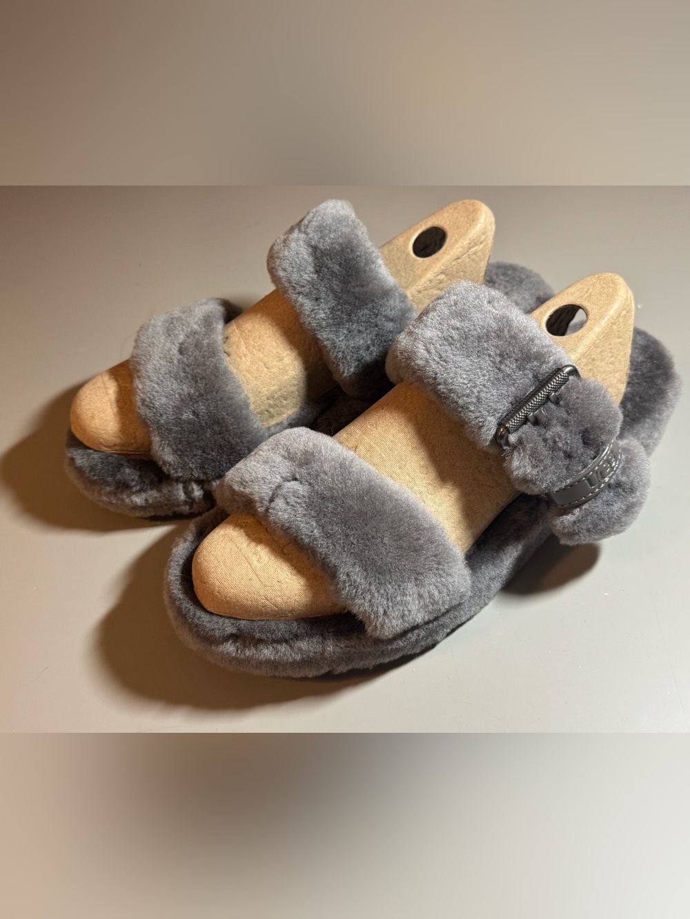 UGG “Fuzz Yeah” Shearling Slides in Charcoal Gray Size 10 -- SO COMFORTABLE!